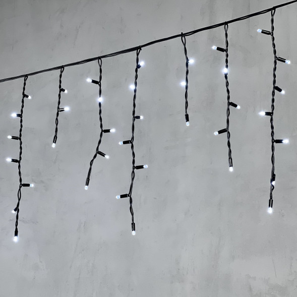 Светодиодная бахрома с колпачком 3,1*0,5 м., 120 белых LED ламп, каучуковый черный провод, LTC (LL120-1-2W) 