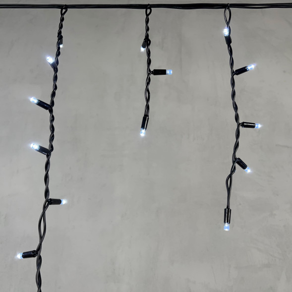Светодиодная бахрома с колпачком 3,1*0,5 м., 120 белых LED ламп, каучуковый черный провод, LTC (LL120-1-2W) 