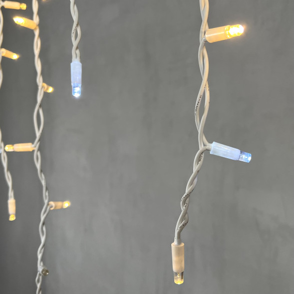 Светодиодная бахрома с колпачком 3,1*0,5 м., 120 теплых белых LED ламп, мерцание, каучуковый белый провод, LTC (LL120BLW-8-2WW) 