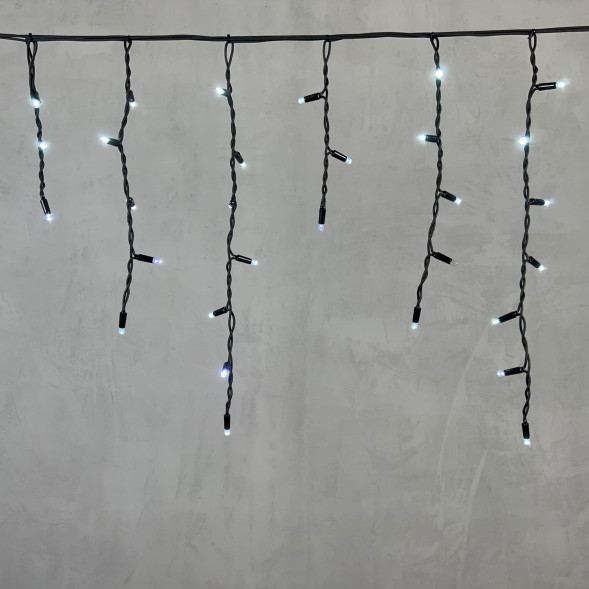 Светодиодная бахрома с колпачком 3,1*0,5 м., 120 холодных белых LED ламп, мерцание, каучуковый черный провод, LTC (LL120BLW-1-2W) 