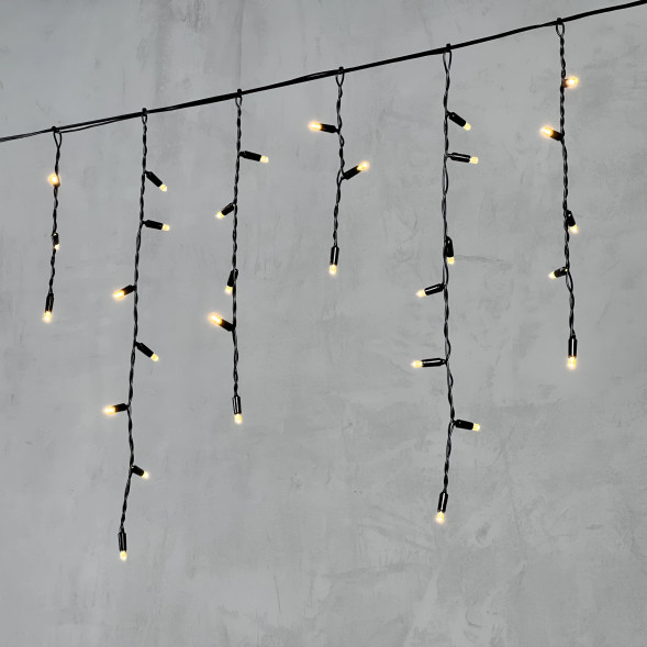  Светодиодная бахрома с колпачком 3,1*0,5 м., 120 теплых белых LED ламп, черный провод ПВХ, IP65, LTC (PIL120CAP-11-2WW)  