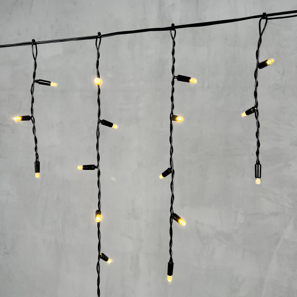  Светодиодная бахрома с колпачком 3,1*0,5 м., 120 теплых белых LED ламп, черный провод ПВХ, IP65, LTC (PIL120CAP-11-2WW)  