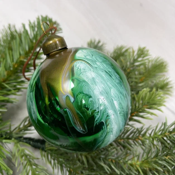 Набор стеклянных шаров Акварель зеленая 80 мм., 6 шт., Christmas DeLuxe (87195) 