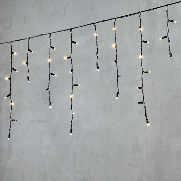 Светодиодная бахрома с колпачком 3,1*0,5 м., 120 теплых белых LED ламп, мерцание, черный провод ПВХ, IP65, LTC (PIL120BLWCAP-11-2WW) 