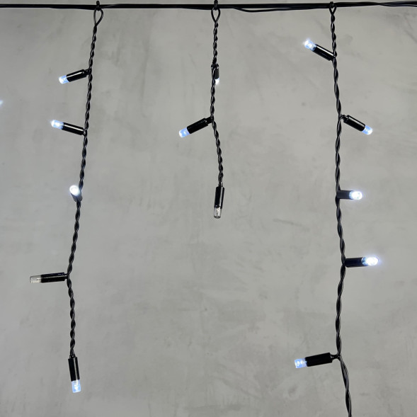 Светодиодная бахрома с колпачком 3,1*0,5 м., 120 холодных белых LED ламп, мерцание, черный провод ПВХ, IP65, LTC (PIL120BLWCAP-11-2W) 