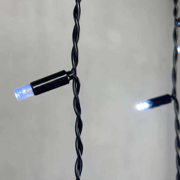 Светодиодная бахрома с колпачком 3,1*0,5 м., 120 холодных белых LED ламп, мерцание, черный провод ПВХ, IP65, LTC (PIL120BLWCAP-11-2W) 