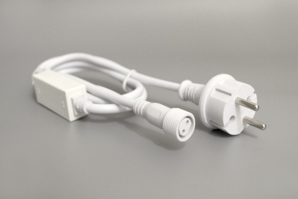 Блок питания универсальный 2А, 1.5 м., белый провод, Teamprof (TPF-220AC/DC-2AU-W) 