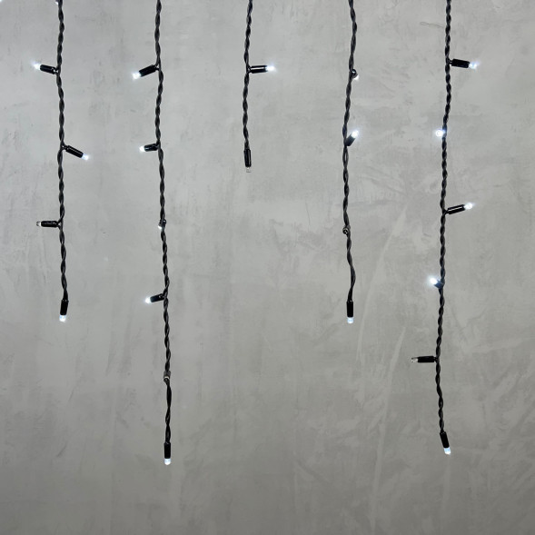 Светодиодная бахрома с колпачком 3,2*0,9 м., 168 белых LED ламп, мерцание, каучуковый черный провод, LTC (LL168BLW-1-2W) 