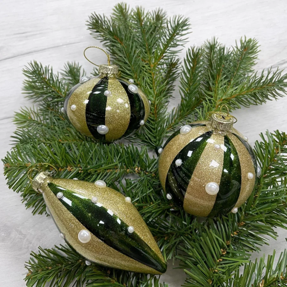Набор стеклянных украшений Персей 80 мм., 12 шт., зеленый с золотом, Christmas DeLuxe (87246) 