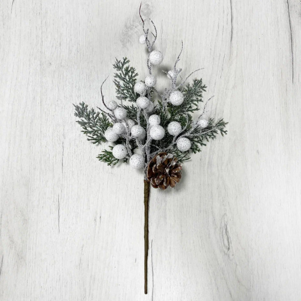 Ветвь заснеженная Блестящая с белыми ягодами и шишками 35 см., Christmas DeLuxe (89185) 