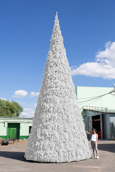Уличная елка Русская белая 24 м., каркасная, ПВХ, Green Trees (GT24RUSPVCW) 