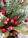 Новогодняя настольная композиция с красными ягодами 35 см., Christmas DeLuxe (89296) 