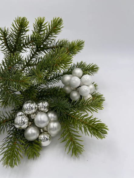 Гроздь стеклянных шаров Ягодный хоровод 2 см., 10 шт., первый снег, Christmas DeLuxe (89868) 
