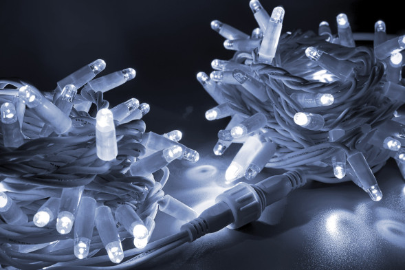 Светодиодная нить 100 холодных белых LED ламп, 10 м., 220В, мерцание, белый резиновый провод, Teamprof (TPF-S10CF-220V-RW/W) 