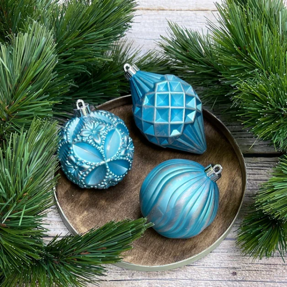 Набор пластиковых шаров Рандеву 80 мм., 9 шт., голубой с серебром , Christmas DeLuxe (87803) 