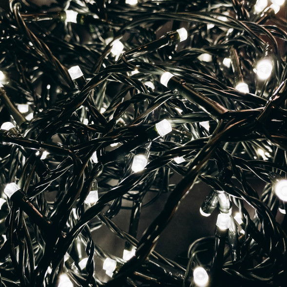 Светодиодная гирлянда Пятиминутка для ели высотой 2.1 м., 224 холодных белых LED ламп, зеленый ПВХ, Beauty Led  (GFM224C-14-1W) 