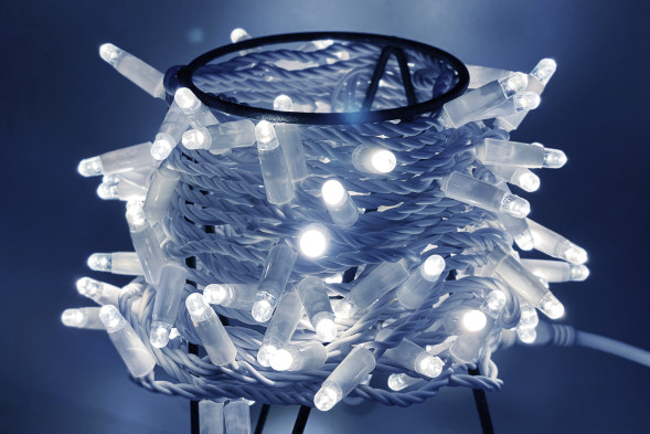 Светодиодная нить 100 холодных белых LED ламп, 10 м., 24В, статика, белый провод ПВХ, Teamprof (TPF-S10C-24V-CW/W) 
