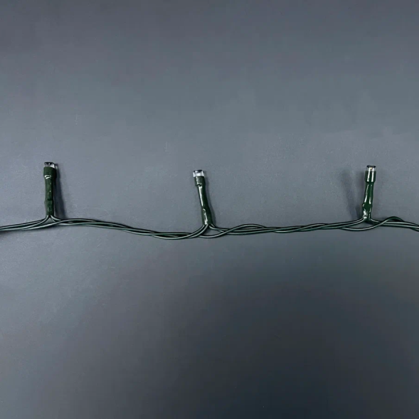 Светодиодная нить String Light 368 теплых ламп, 27.6 м., на батарейках, таймер, зеленый провод, Luca (83791) 