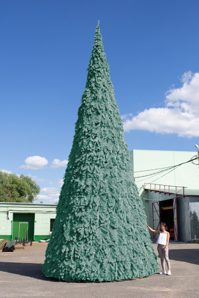 Уличная елка Русская изумрудная 23 м., каркасная, ПВХ, Green Trees (GT23RUSPVCBL) 