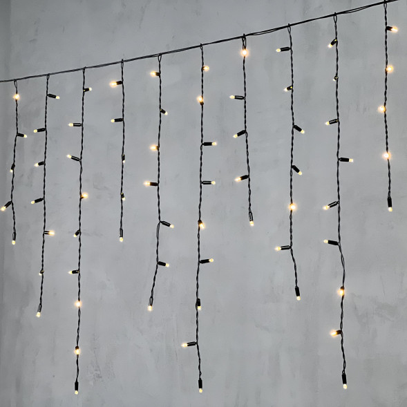 Светодиодная гирлянда бахрома с колпачком 3,2*0,9 м., 180 теплых белых LED ламп, черный провод ПВХ, IP65, LTC (PIL180CAP-11-2WW) 