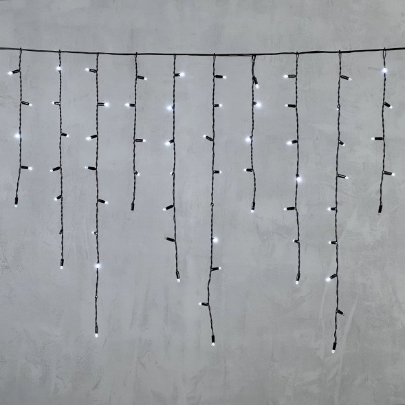 Светодиодная бахрома с колпачком 3,2*0,9 м., 180 холодных белых LED ламп, мерцание, черный провод ПВХ, IP65, LTC (PIL180BLWCAP-11-2W) 
